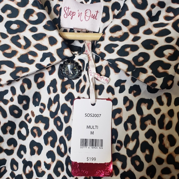 Floral-Cheetah Step'n Out Jacket - Picture 7 of 13